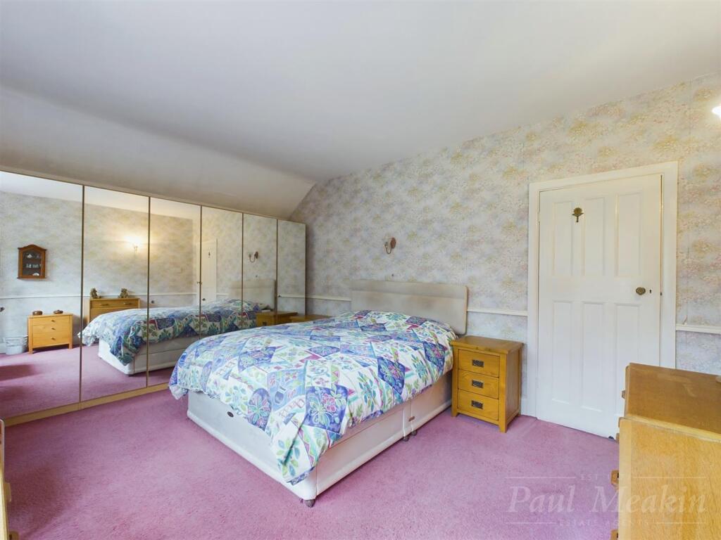 Additional property image - Beech Avenue, South Croydon