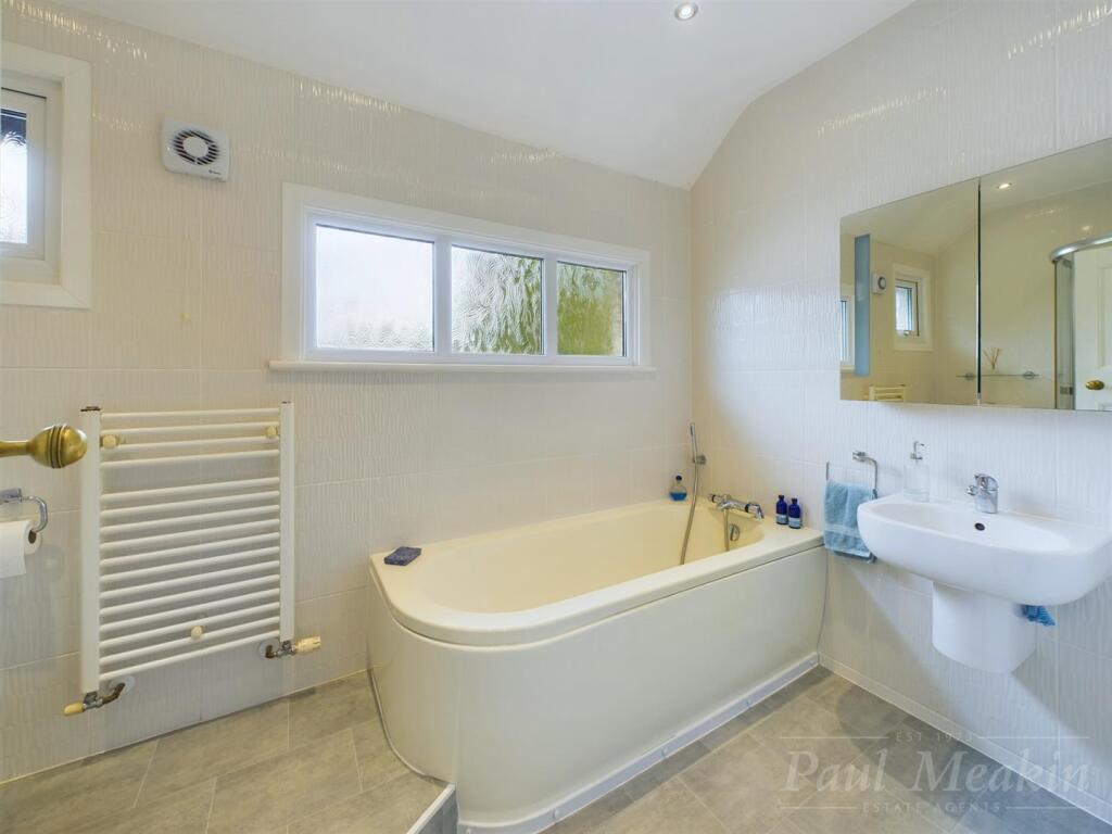 Additional property image - Beech Avenue, South Croydon