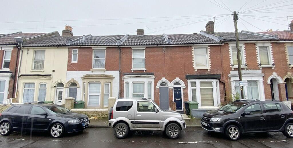 3 bedroom terraced house for sale in Pains Road, Southsea, PO5