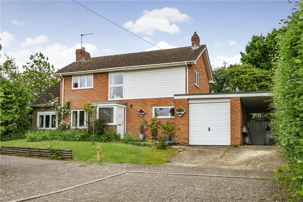 4 bedroom detached house for sale in Teg Down Meads, Winchester