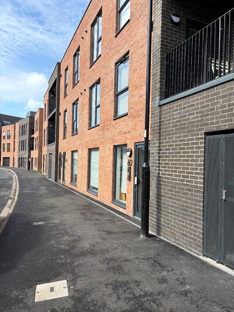 Main image of property: Apt 4, 64 Little London Road, Sheffield, S8