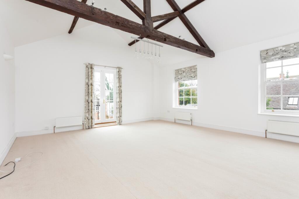 Main image of property: High Street Odiham RG29