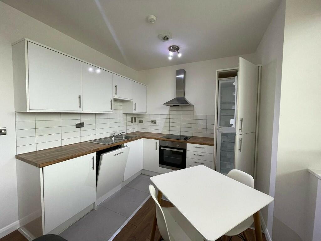 2 bedroom apartment for rent in Kingsbridge House, South Seventh Street, Milton Keynes, Buckinghamshire, MK9