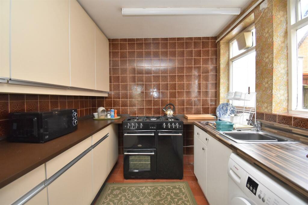 4 bedroom detached house for sale in Wirksworth Road, Duffield, Belper