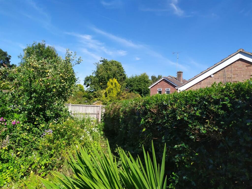 4 bedroom detached house for sale in Wirksworth Road, Duffield, Belper