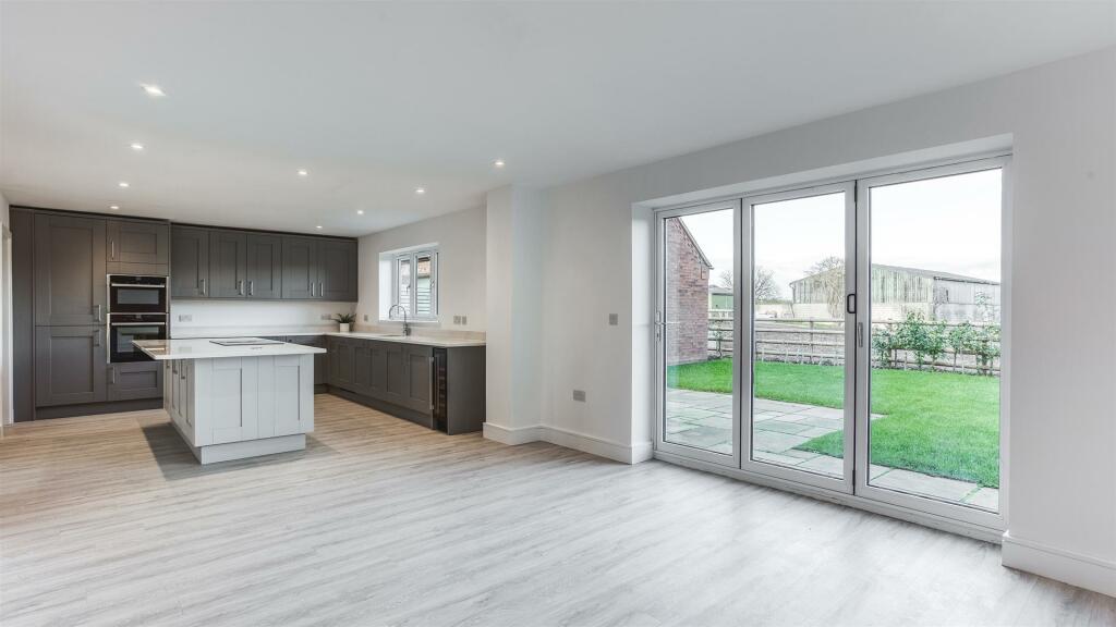 Additional property image - Chestnut Close, Draycott-In-The-Clay, Ashbourne