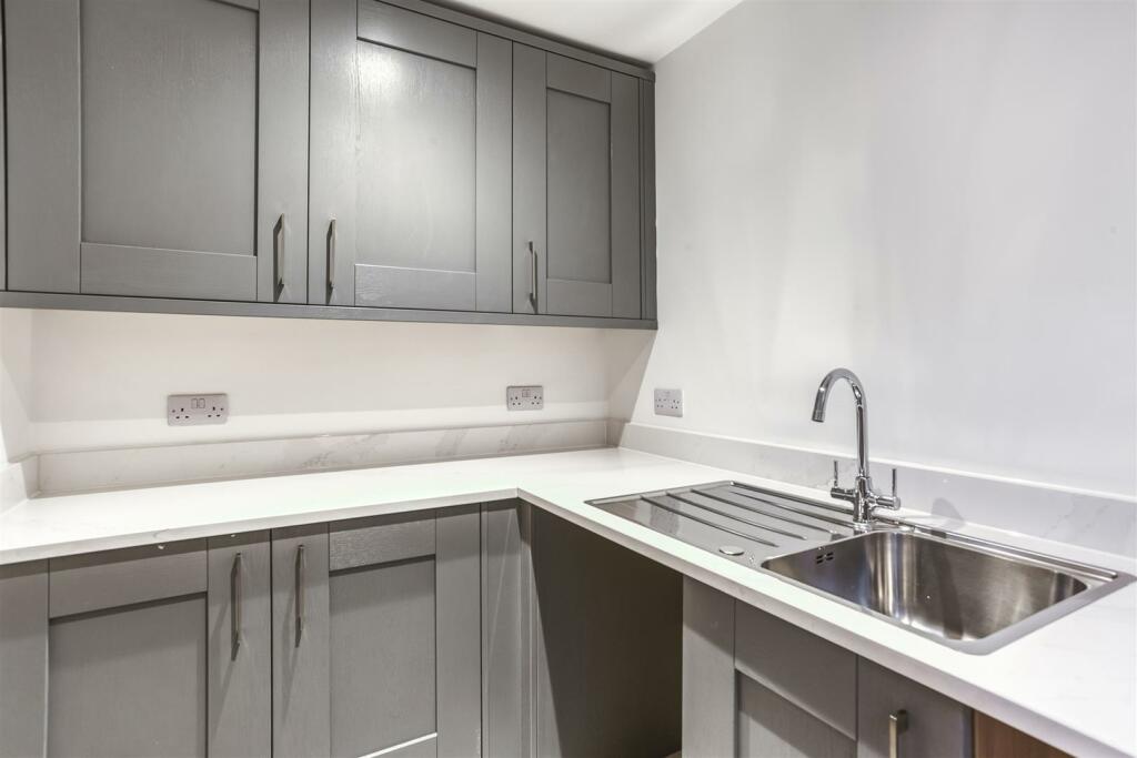 Additional property image - Chestnut Close, Draycott-In-The-Clay, Ashbourne