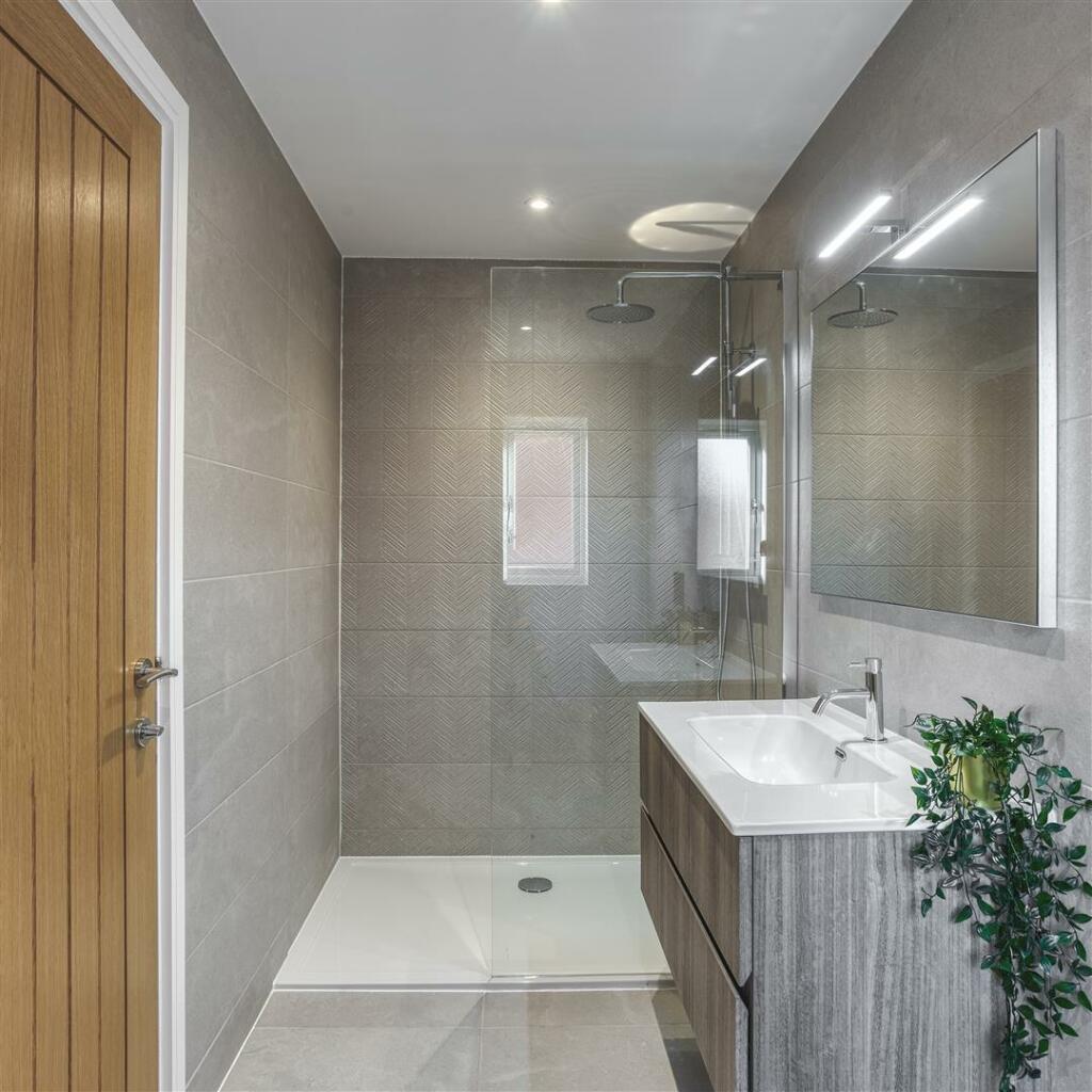 Additional property image - Chestnut Close, Draycott-In-The-Clay, Ashbourne