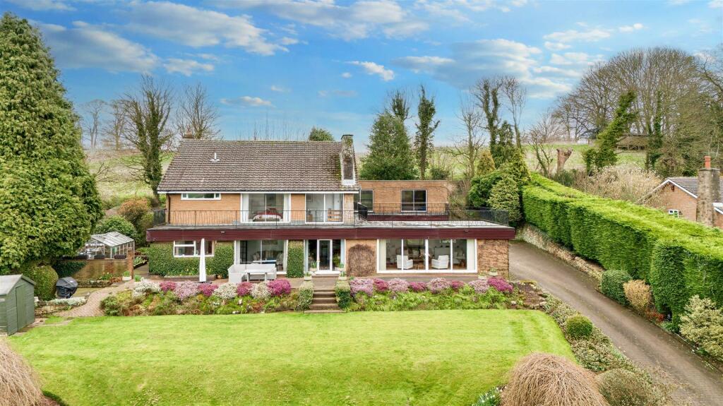 4 bedroom detached house for sale in Rigga Lane, Eaton Bank, Duffield