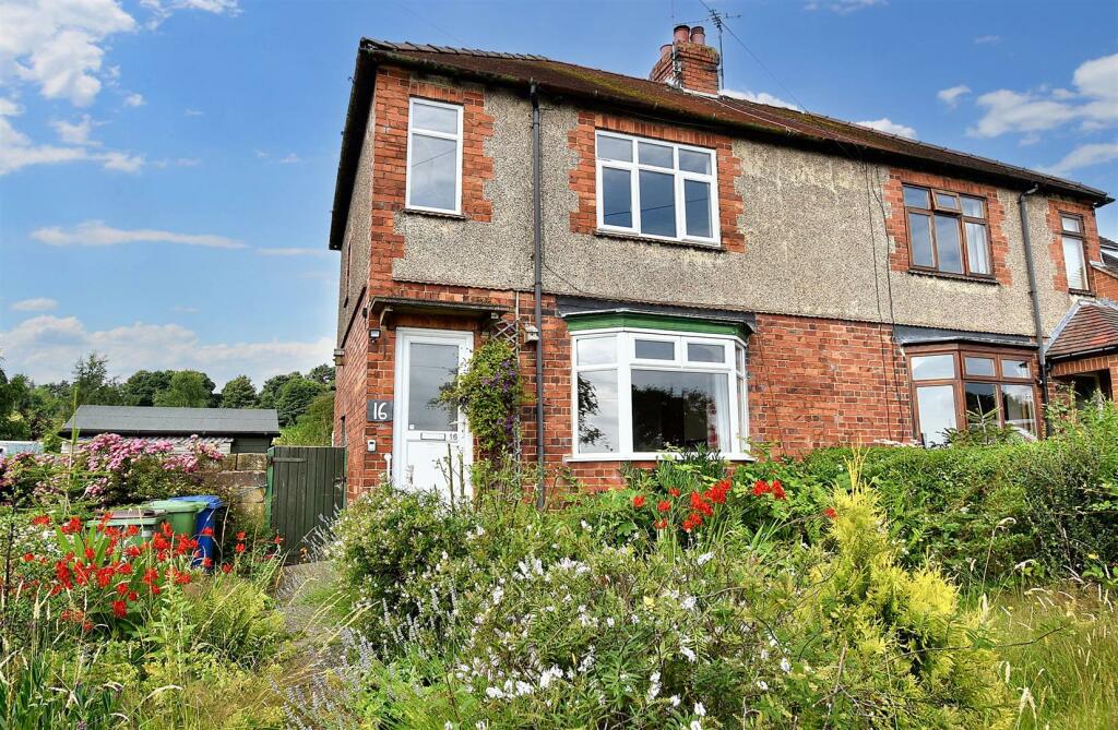 3 bedroom semidetached house for sale in Chevin Road, Belper