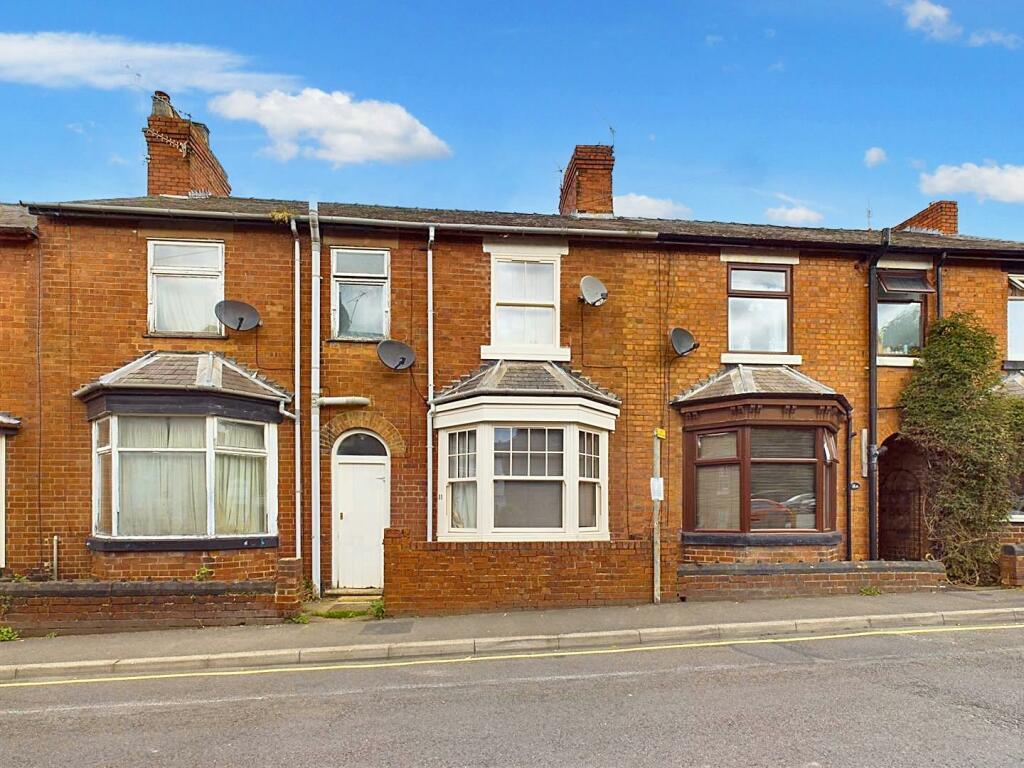 2 bedroom terraced house for sale in Field Lane, Belper, Derbyshire, DE56