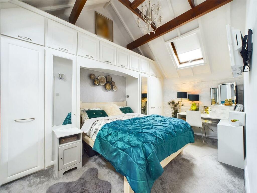 Additional property image - Shady Farm, Somercotes, Alfreton, Derbyshire