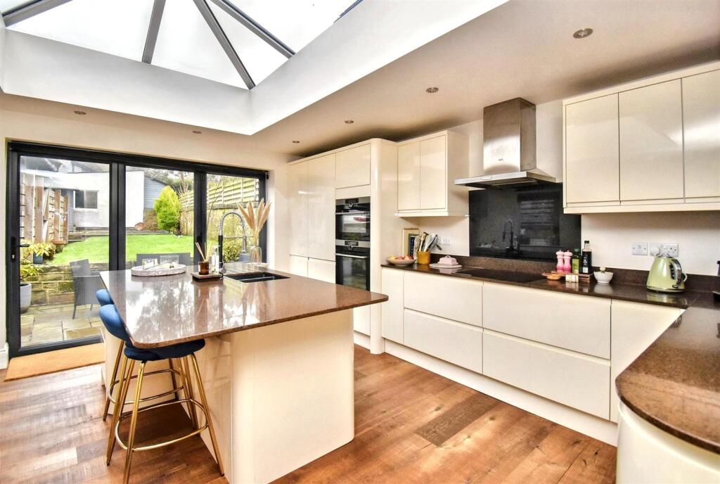 Additional property image - Yew Tree Cottage, Tamworth Street, Duffield, Belper
