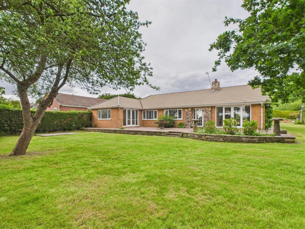 Main image of property: Snipes Moor Lane, Ashbourne, Derbyshire
