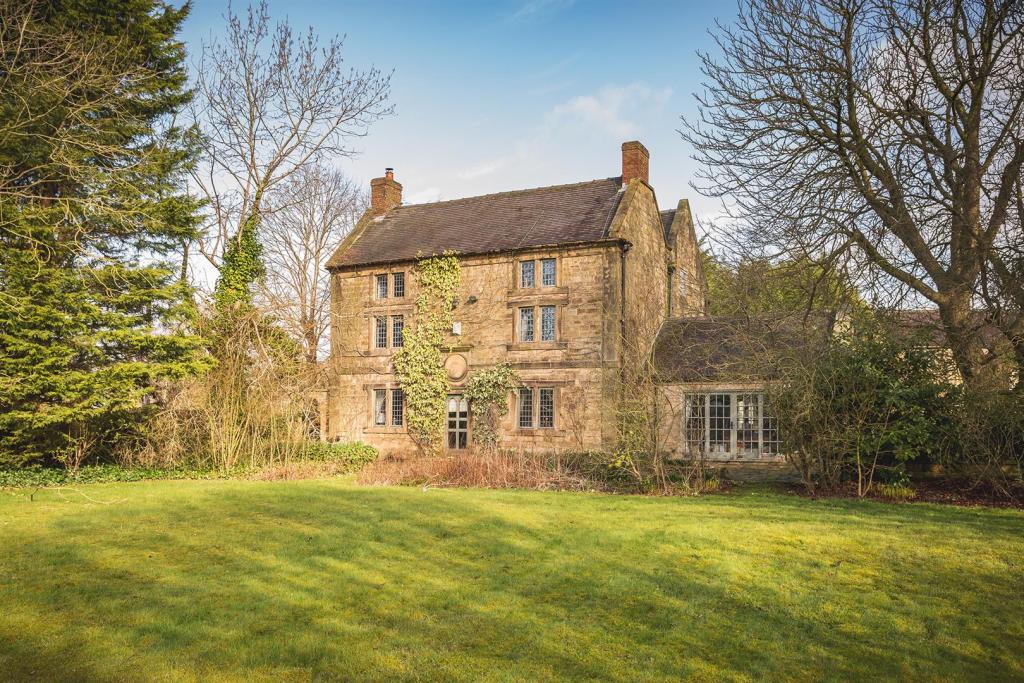 6 bedroom detached house for sale in Furnace House, Near Oakerthorpe