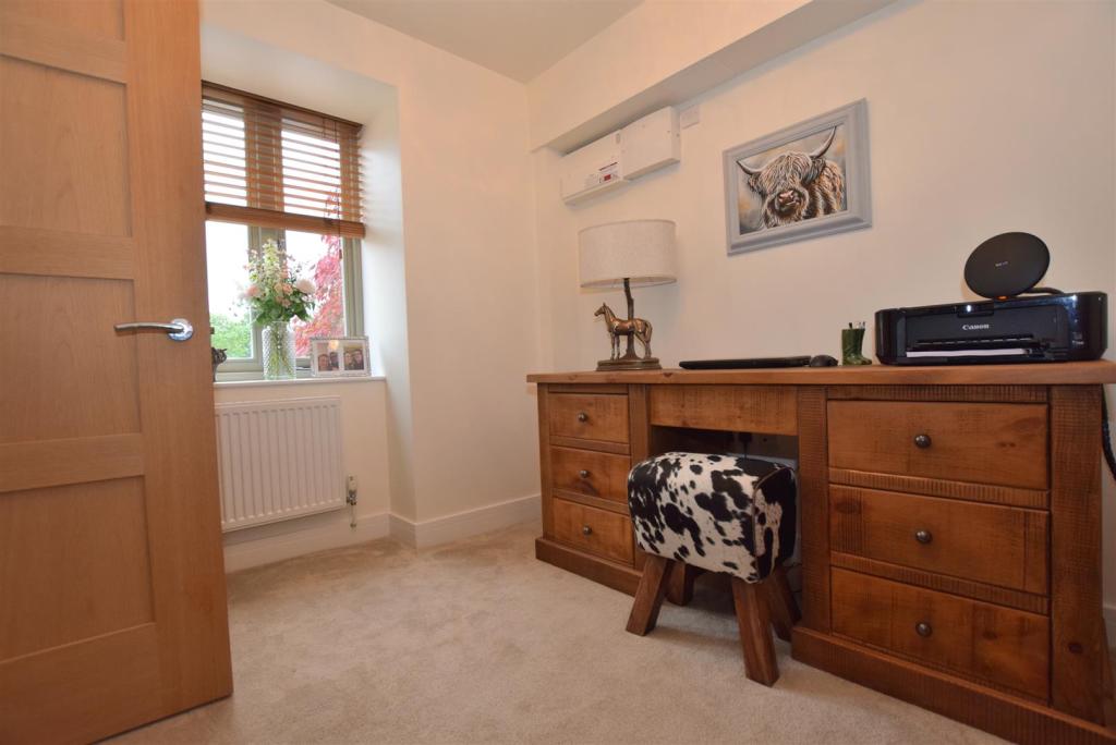 4 bedroom house for sale in Isaac House, Wingfield View, Pentrich