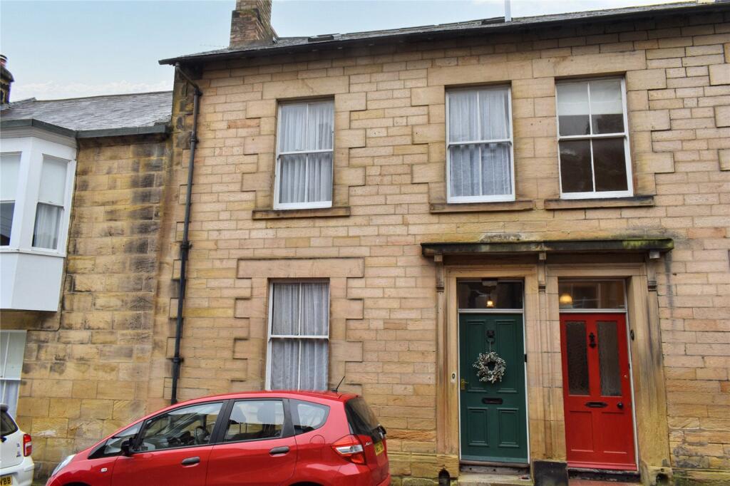 4 bedroom terraced house for sale in Upper Howick Street, Alnwick