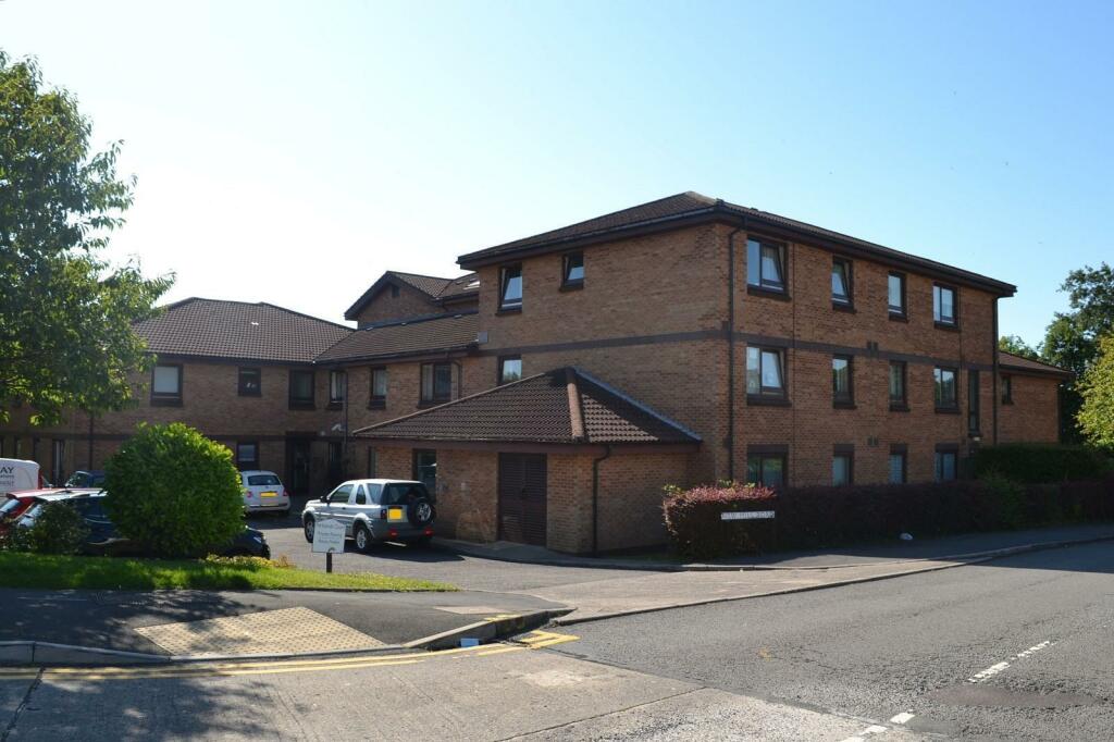 1 bedroom retirement property for sale in Parklands Court, Sketty, Swansea, SA2
