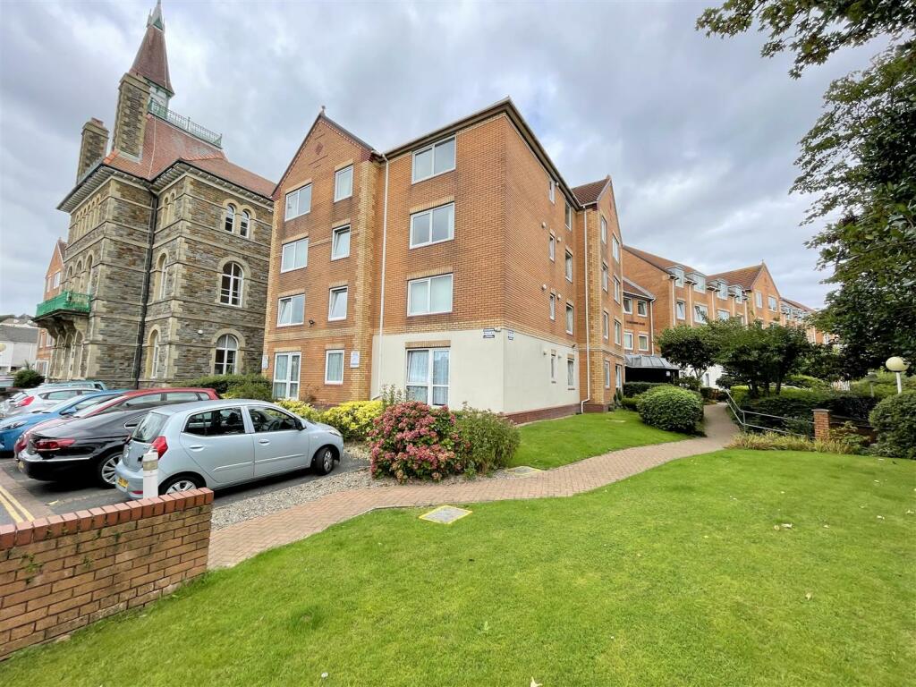 1 bedroom retirement property for sale in Home Gower House, St. Helens Road, Swansea, SA1