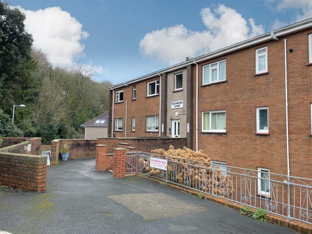 2 bedroom apartment for sale in Richmond Road, Uplands, Swansea, SA2