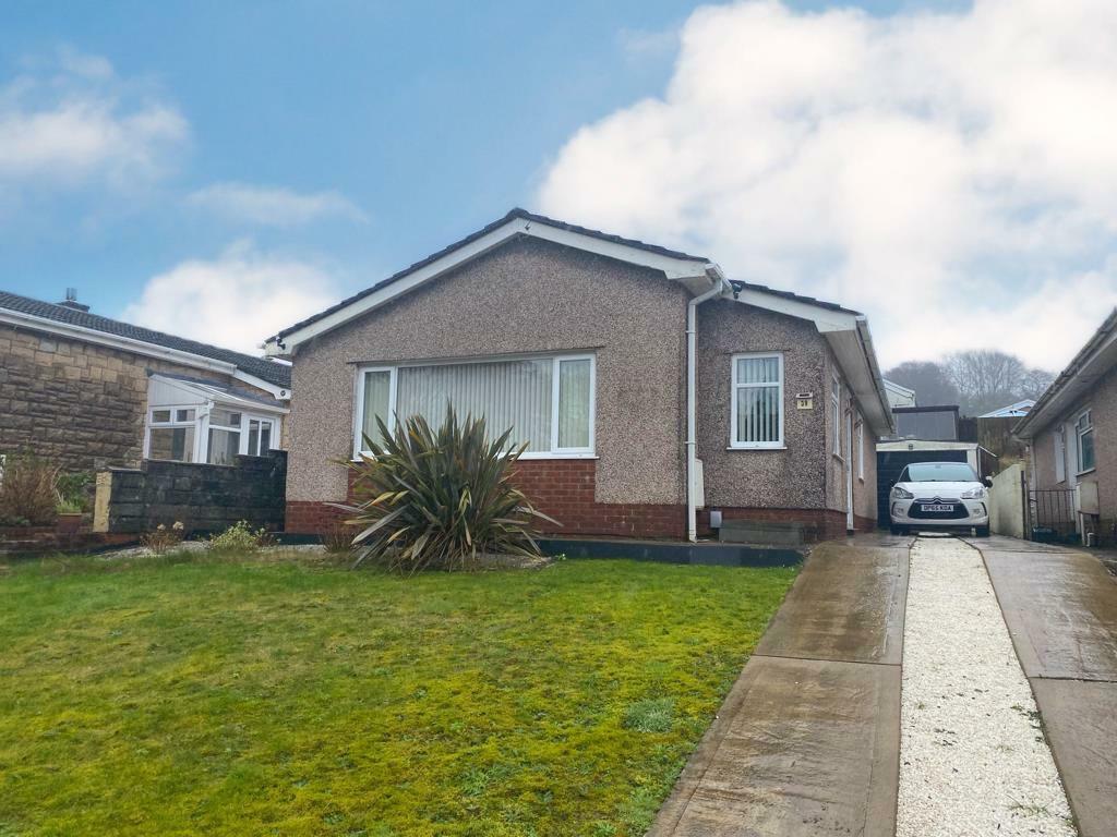 2 bedroom detached bungalow for sale in Heol Dulais, Birchgrove, Swansea, SA7