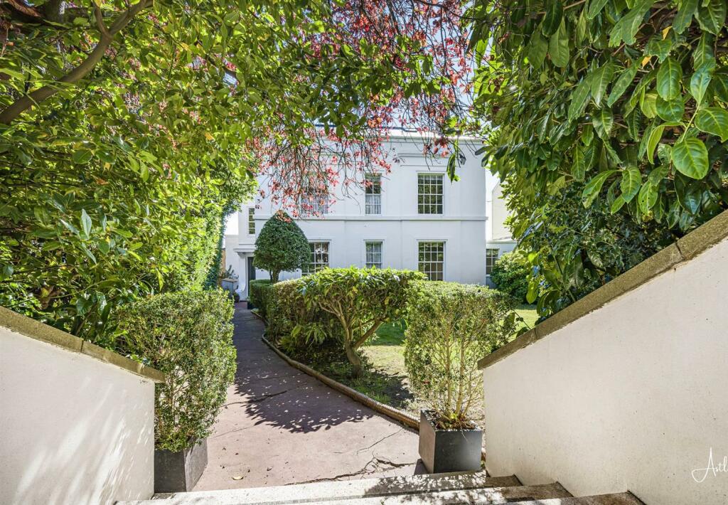 Main image of property: Richmond Villas, Ffynone Road, Swansea