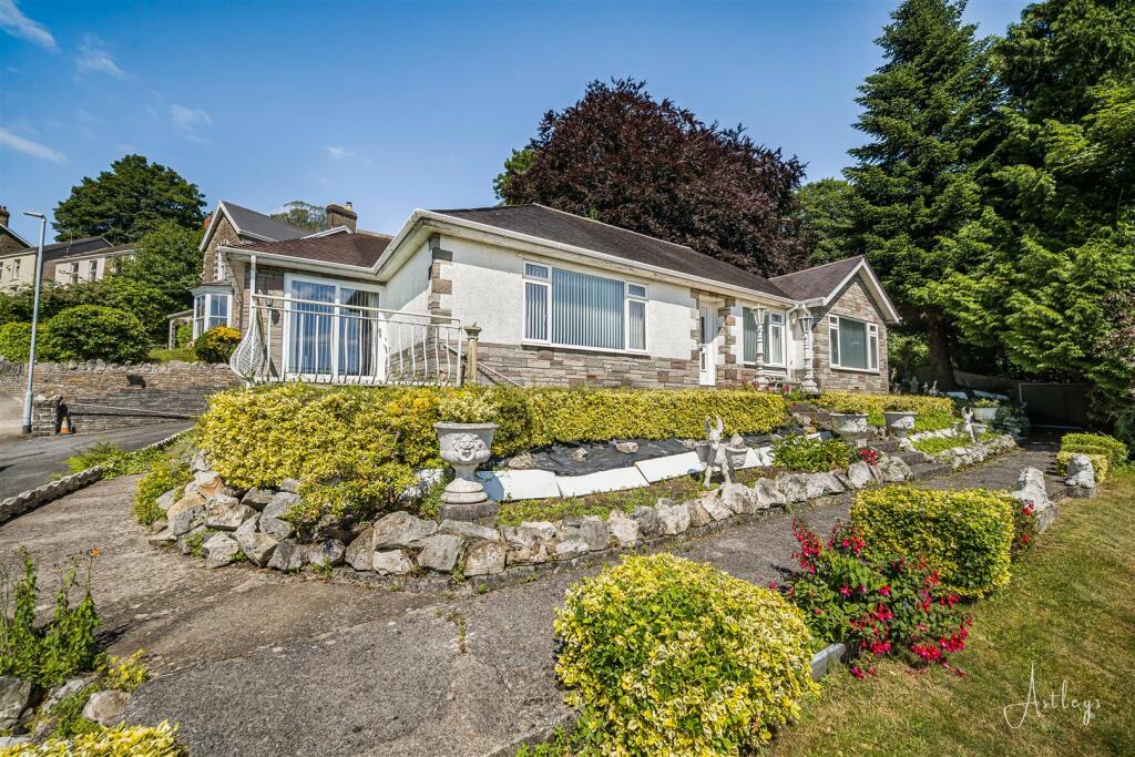 Main image of property: Western Road, Clydach, Swansea
