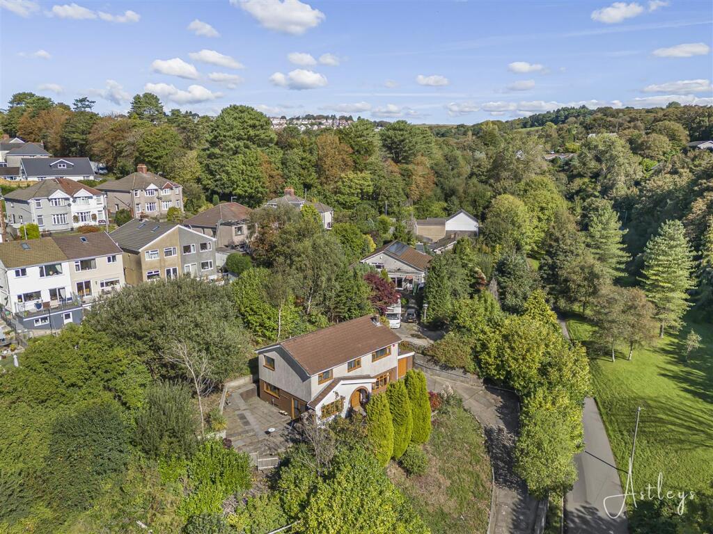 Main image of property: Heol Nant Gelli, Treboeth, Swansea
