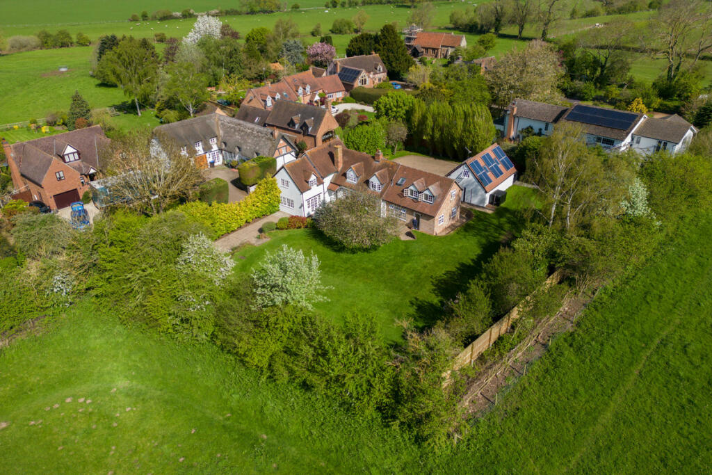 5 bedroom detached house for sale in Hunningham Leamington Spa, Third