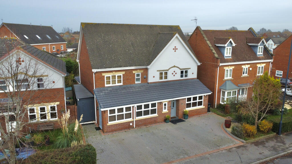 Additional property image - Warwick Gates, Luxury Interior, 3300 Sq Ft PX considered