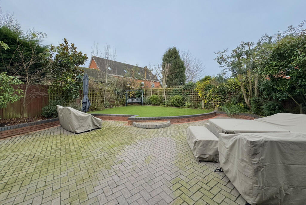 Additional property image - Warwick Gates, Luxury Interior, 3300 Sq Ft PX considered