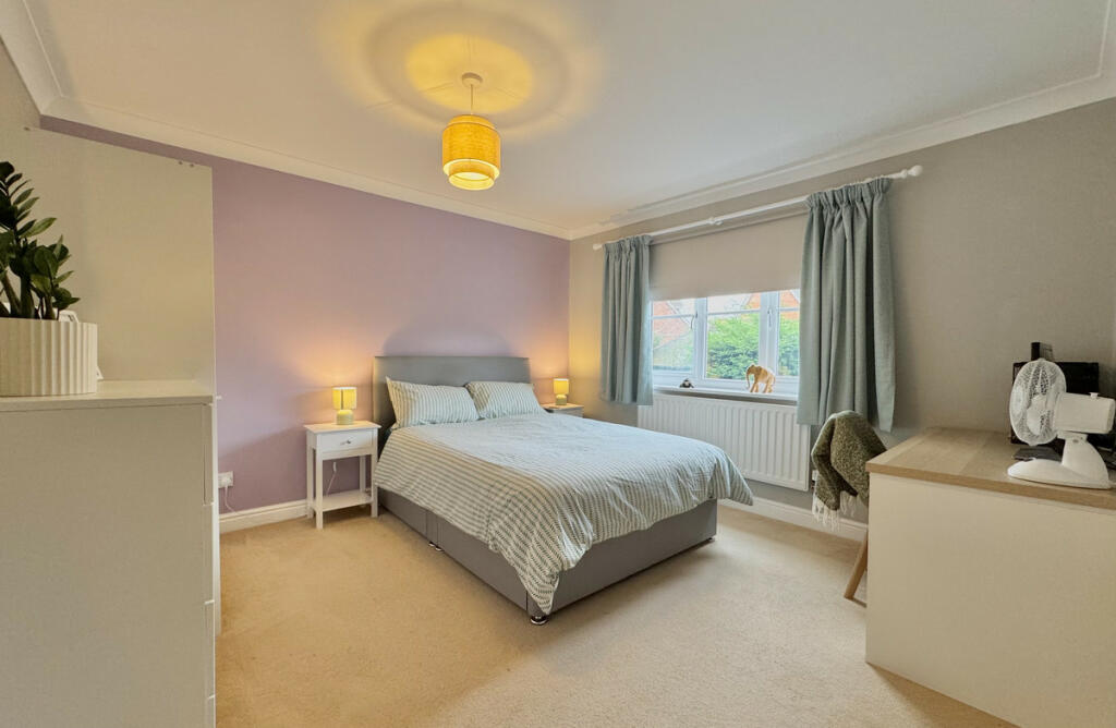 Additional property image - Warwick Gates, Luxury Interior, 3300 Sq Ft PX considered