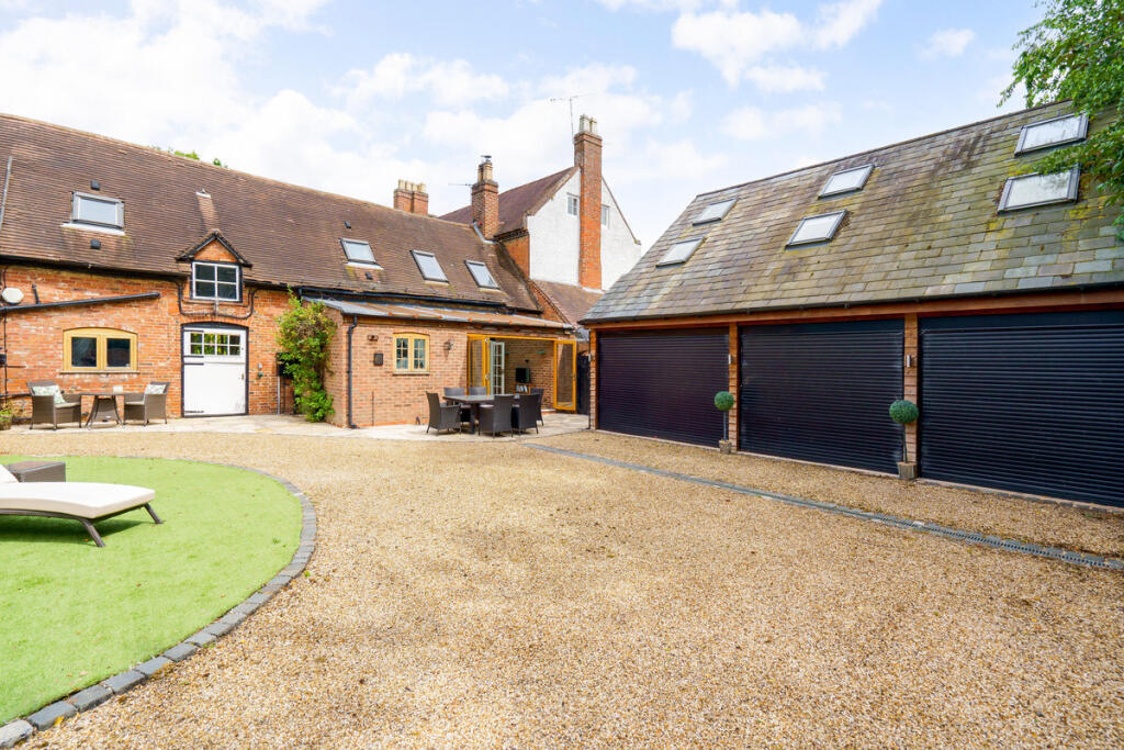 Main image of property: The Stables, Shrewley, Warwick