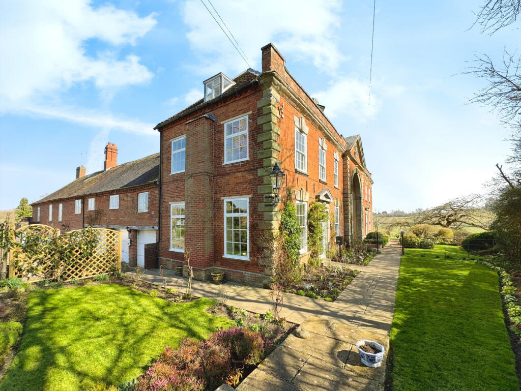 Main image of property: A Large Coach House in Birdingbury, Over 2,300 Sq Ft, Grounds and Parking