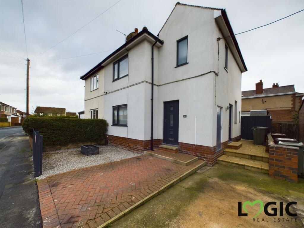 2 bedroom semidetached house for sale in Rhyl Street, Featherstone