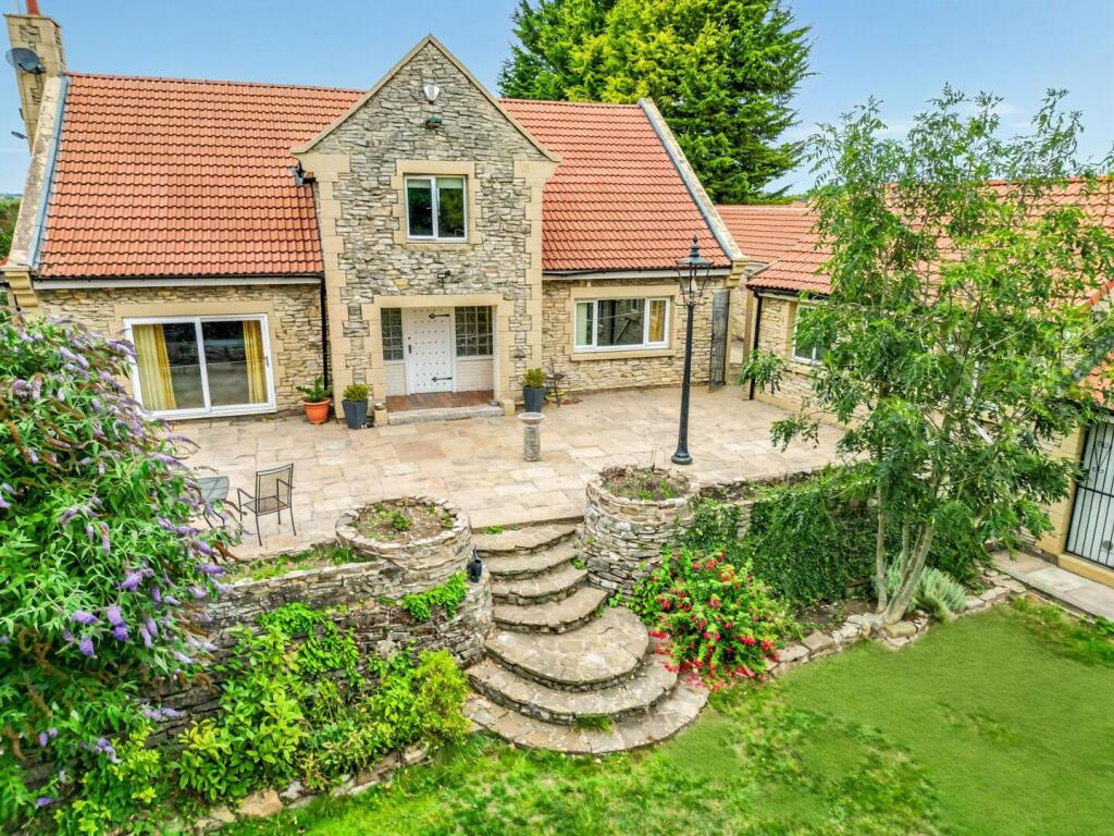 Main image of property: Cattlelaith Lane, Knottingley