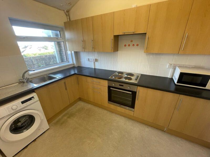 2 bedroom flat for rent in First Floor 2 bedroom flat to rent, Nythe Road, Stratton St. Margaret, SN3