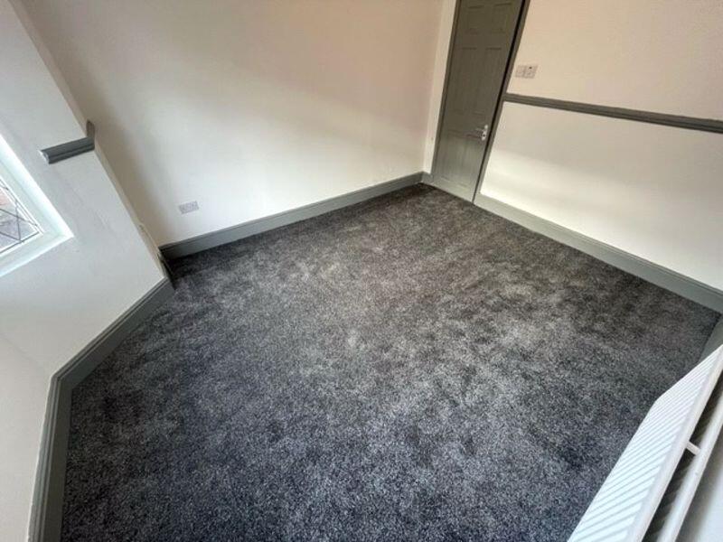 Main image of property: Un-furnished en-suite room to rent, all bills included, Hunt Street, Old Town