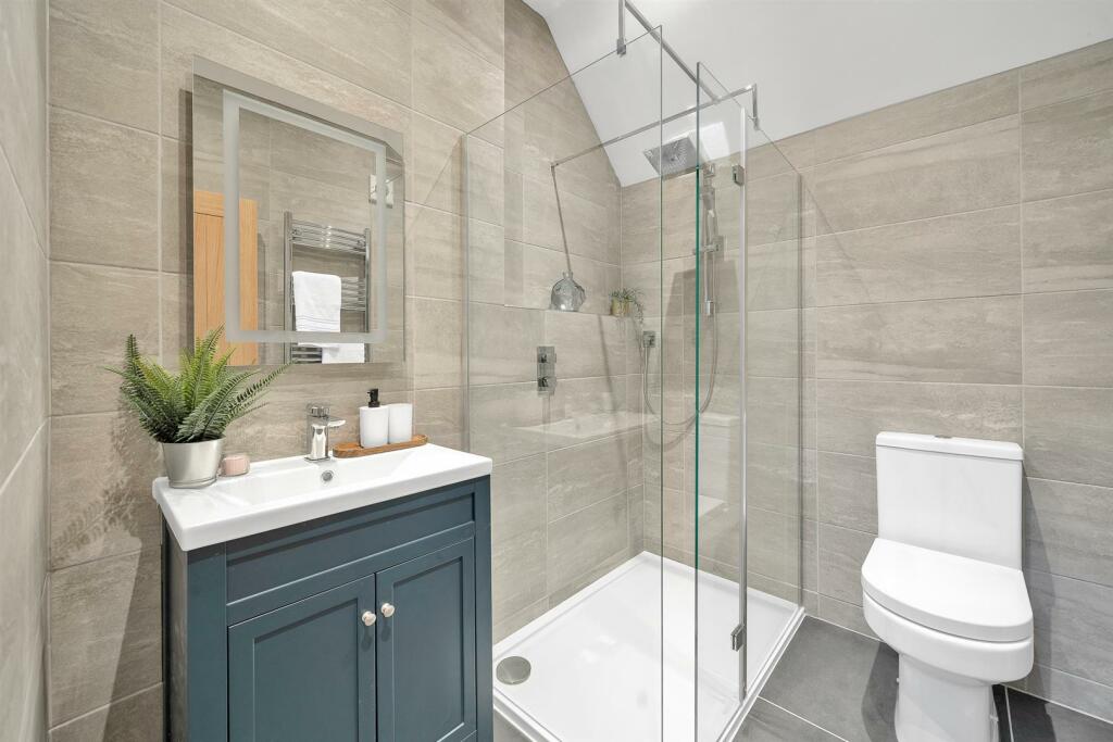 Additional property image - Homesdale Road, Petts Wood