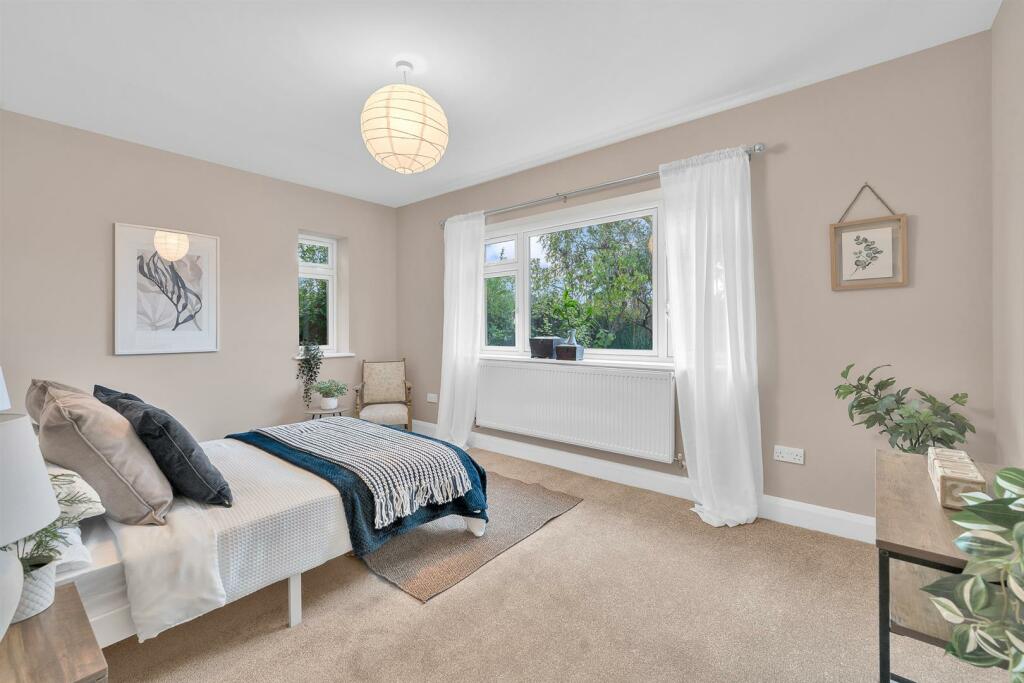 Additional property image - Homesdale Road, Petts Wood