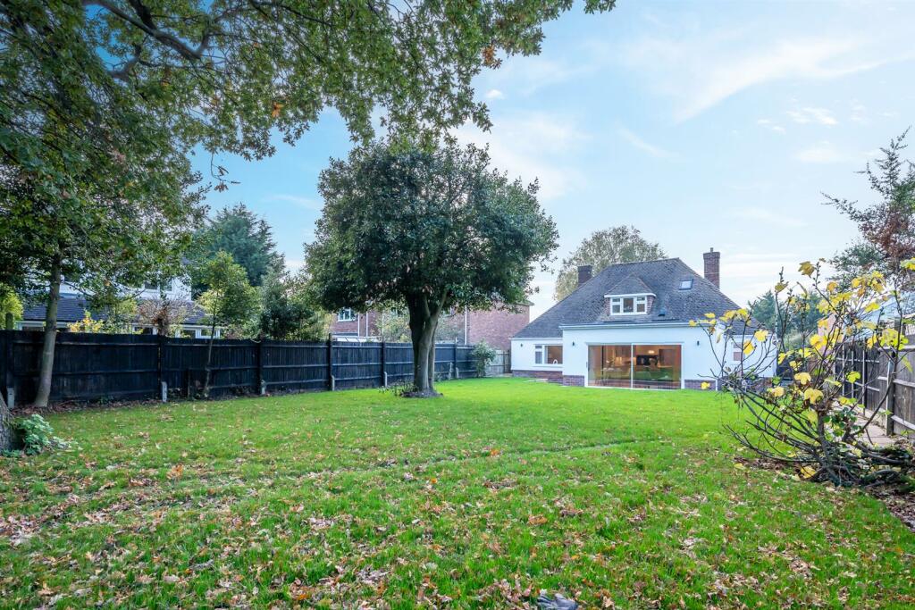 Additional property image - Homesdale Road, Petts Wood