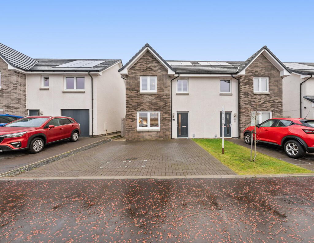 Main image of property: Snabhead View, Bannockburn, Stirling, FK7