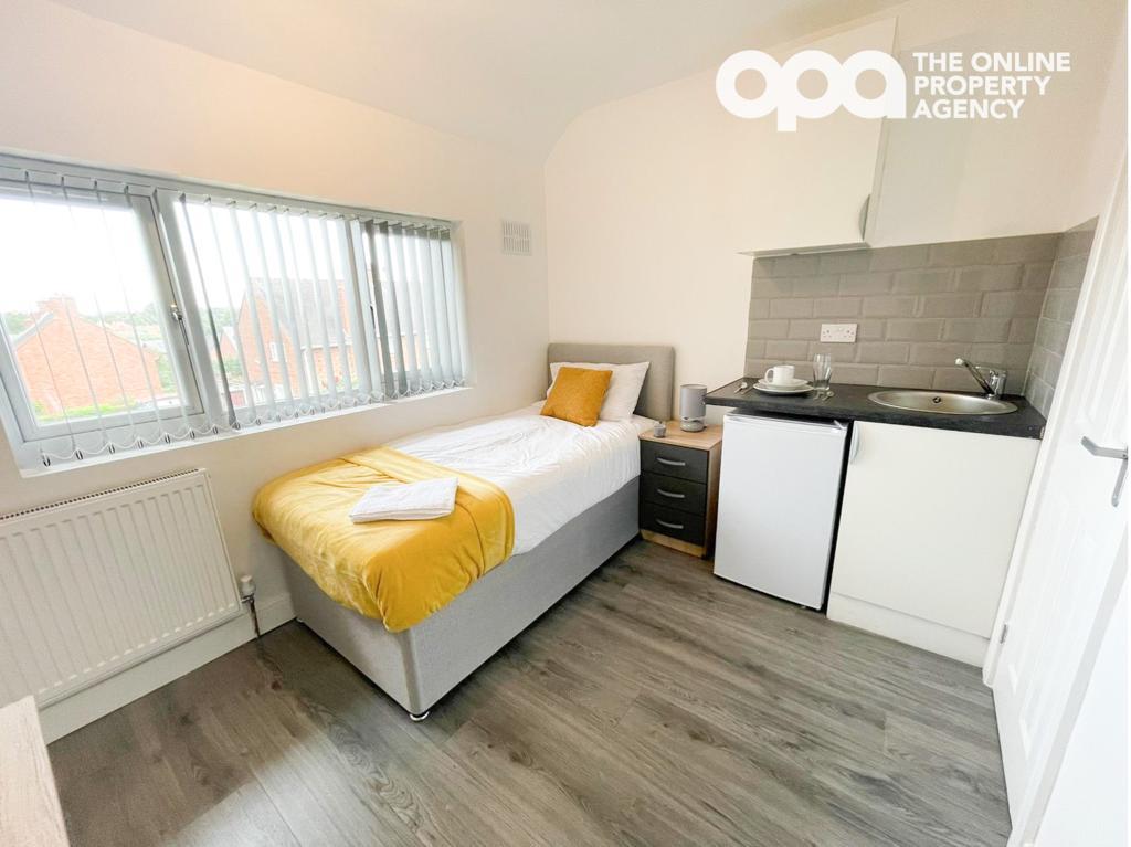 Commercial property for sale in 11.47 Net Yield HMO Studio Pod