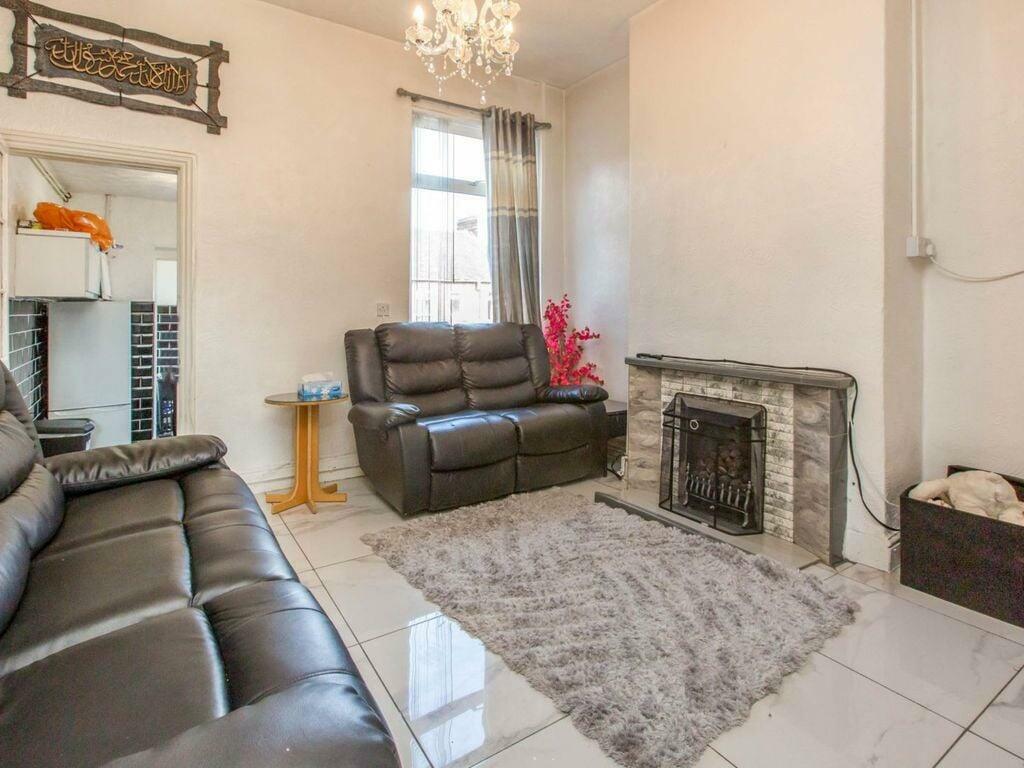 2 bedroom terraced house for sale in Frank Street - FREEHOLD INVESTMENT PROPERTY, Stoke-on-Trent, ST4