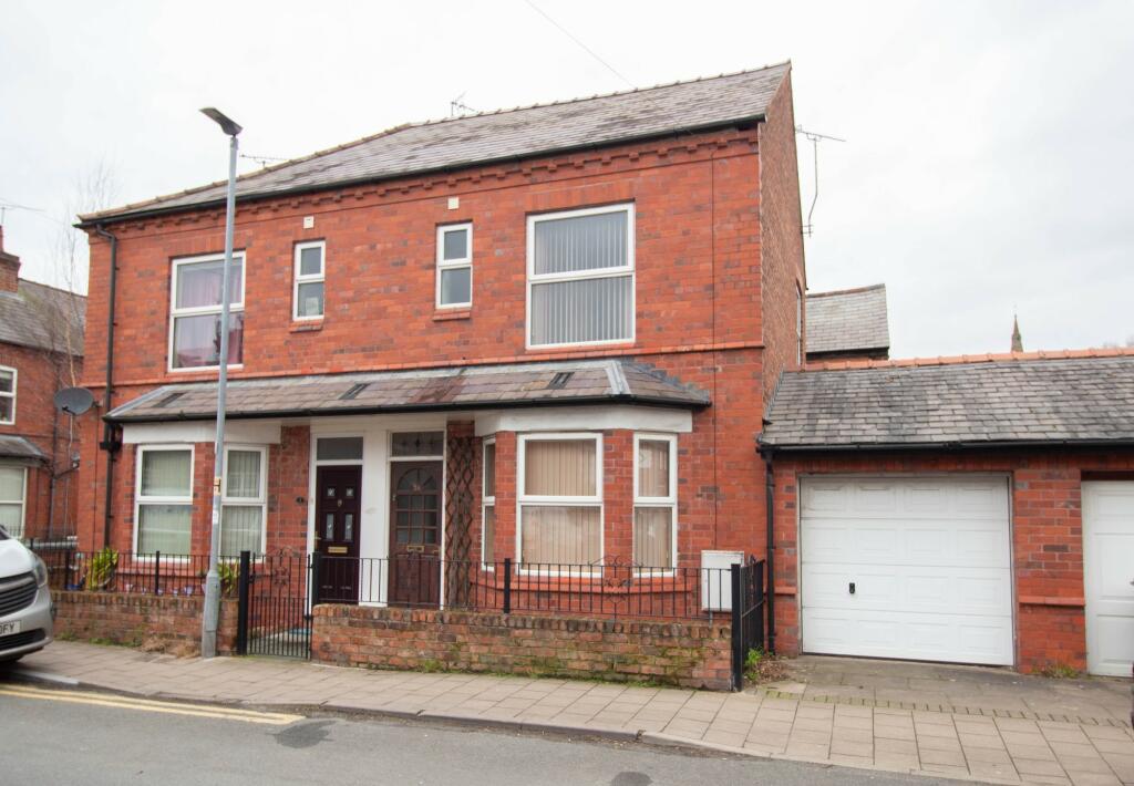 2 bedroom terraced house for sale in Panton Road, Central Hoole, Chester, CH2