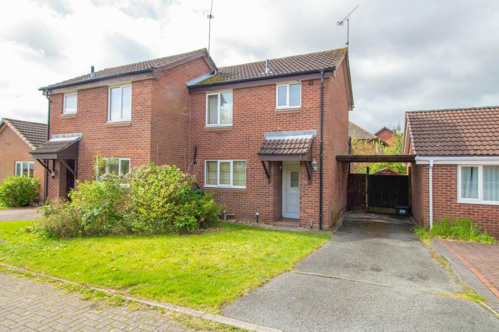 2 bedroom semi-detached house for sale in Barley Croft, Great Boughton, Chester, CH3