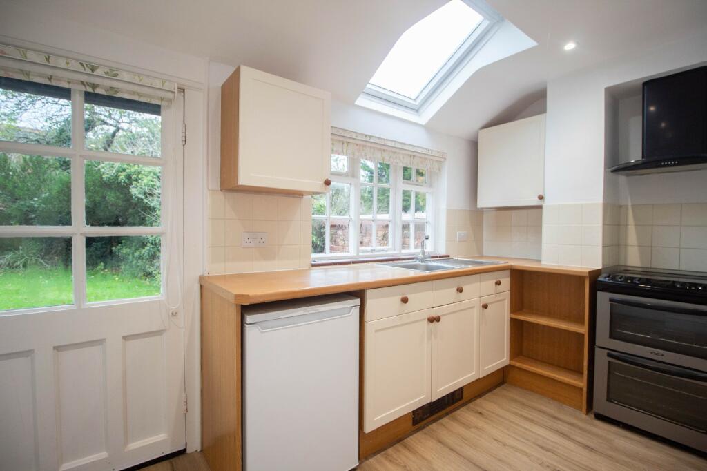Additional property image - Dodleston Lane, Pulford, Chester