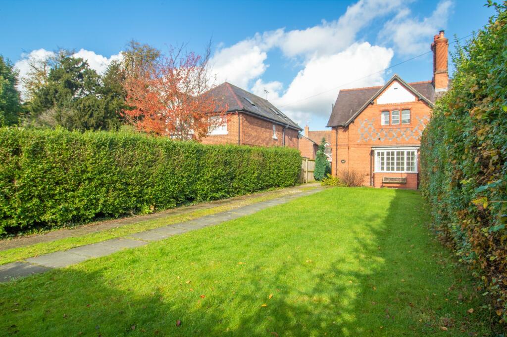 Additional property image - Dodleston Lane, Pulford, Chester