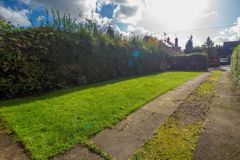 Additional property image - Dodleston Lane, Pulford, Chester