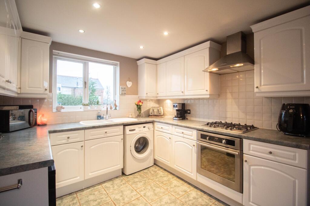 Additional property image - Pulford Lane, Dodleston, Chester